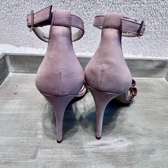 Jessica Simpson Pink Ruffle Heels - Picture 5 of 9